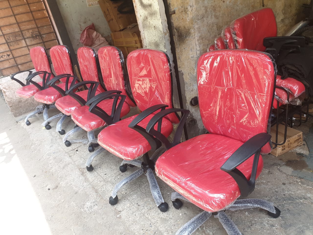 Office chair manufacturer mumbai, Best office chair manufacturer, Cheapest office chair mumbai